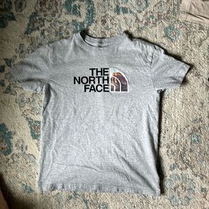 The North Face boys tshirt, large